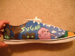 Illustration for article titled Oh hey, I painted more shoes!
